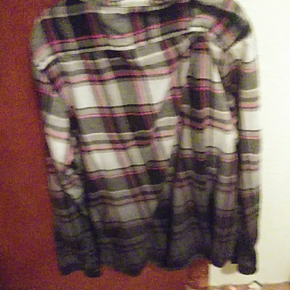 Flannel t-shirt - Picture 2 of 3